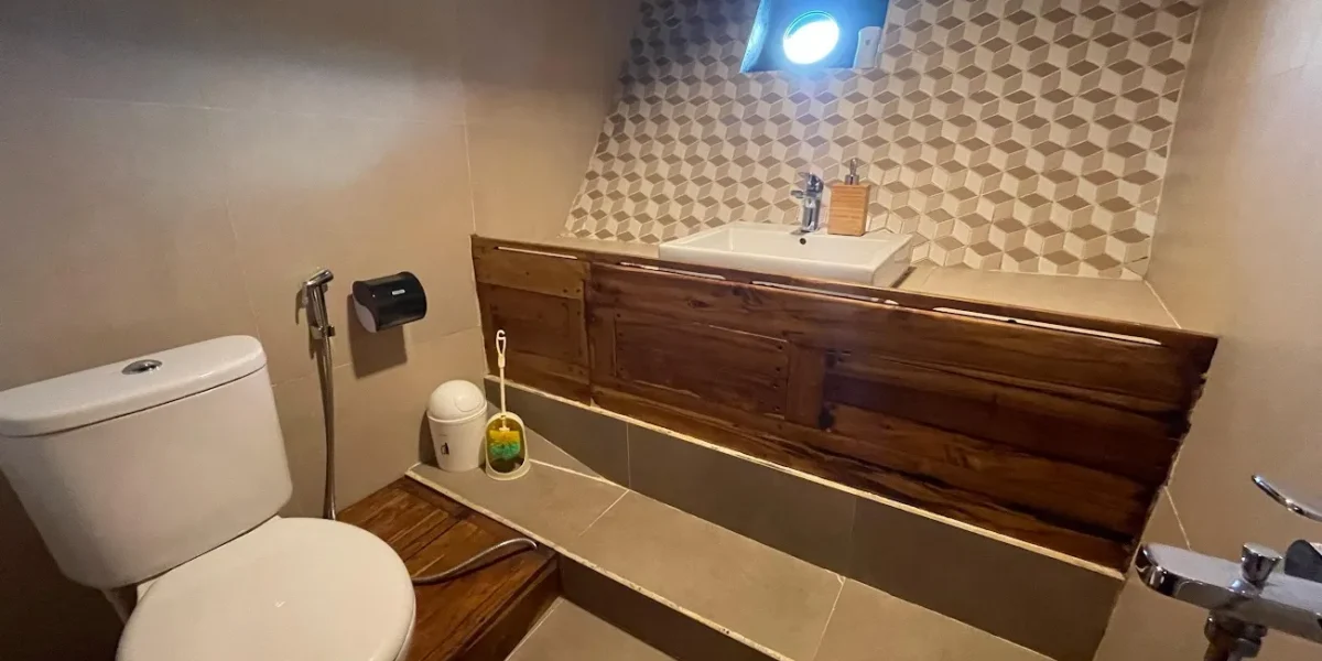 Crystal Group Quad - Image 1